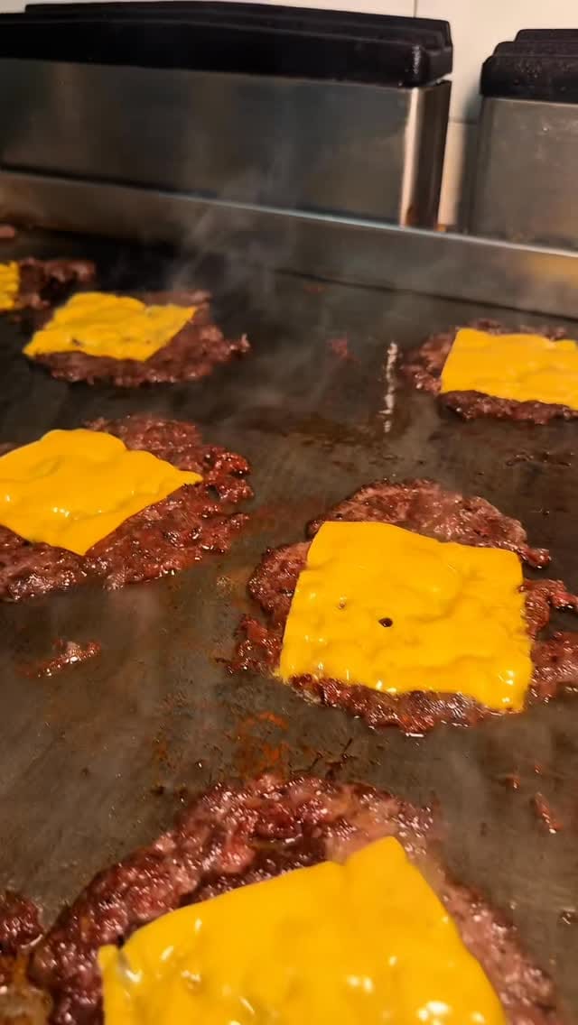 Post 8 by Smash Ham on Instagram (video)