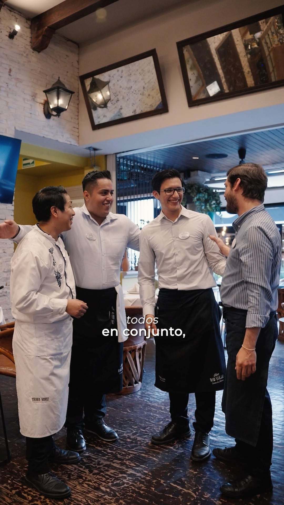 Post 2 by Río Viejo Cocina De México on Instagram (video)