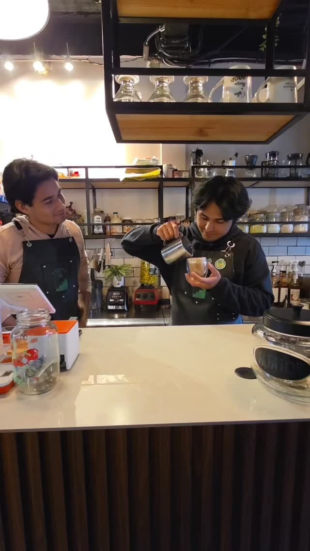 Post 5 by Sótano Coffee Bar on Instagram (video)