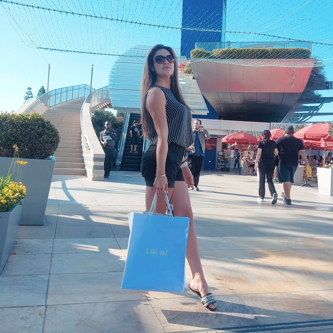 Post 10 by Tania Peña on Instagram (carousel)