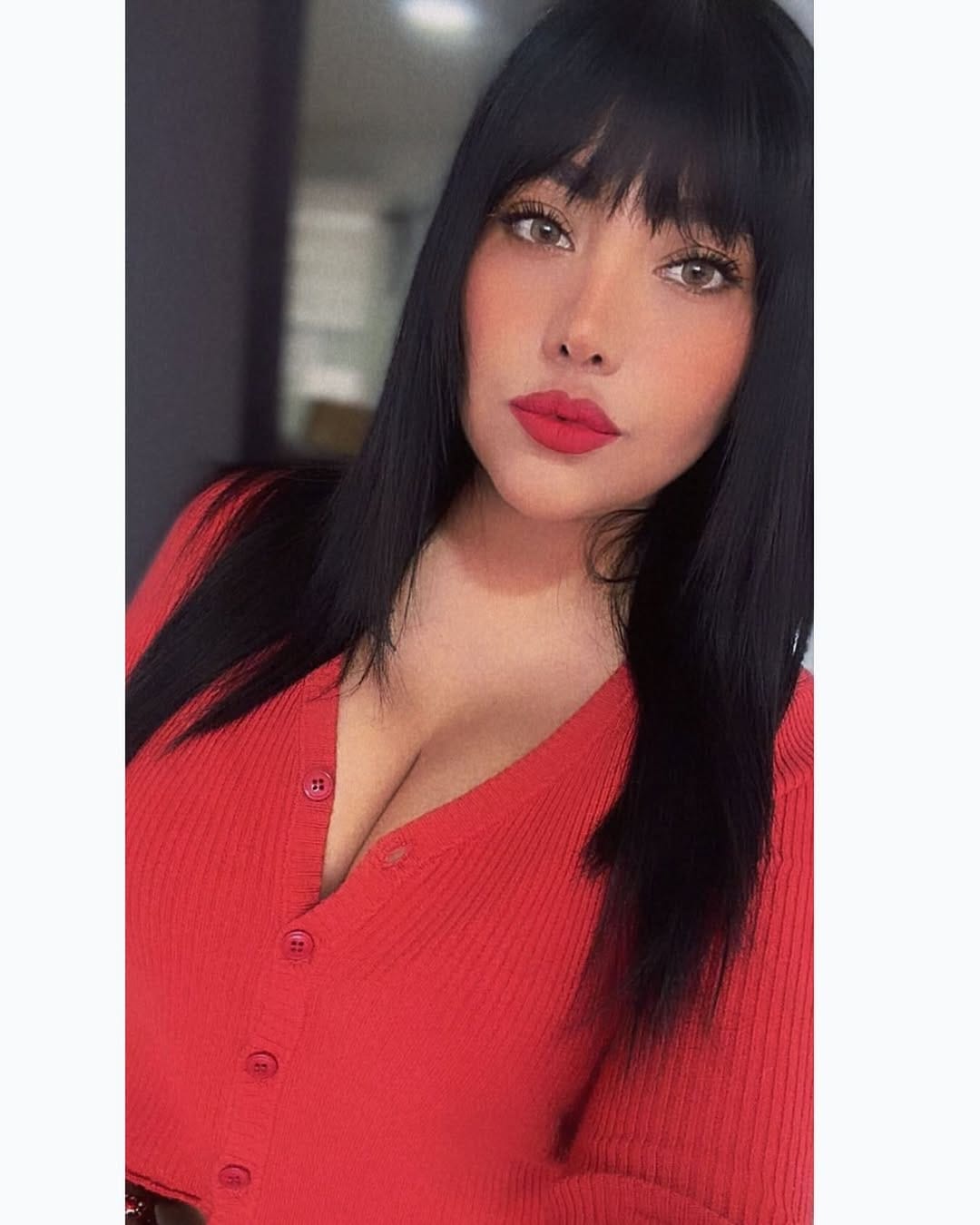 Post 3 by Iliana zarraga on Instagram (image)