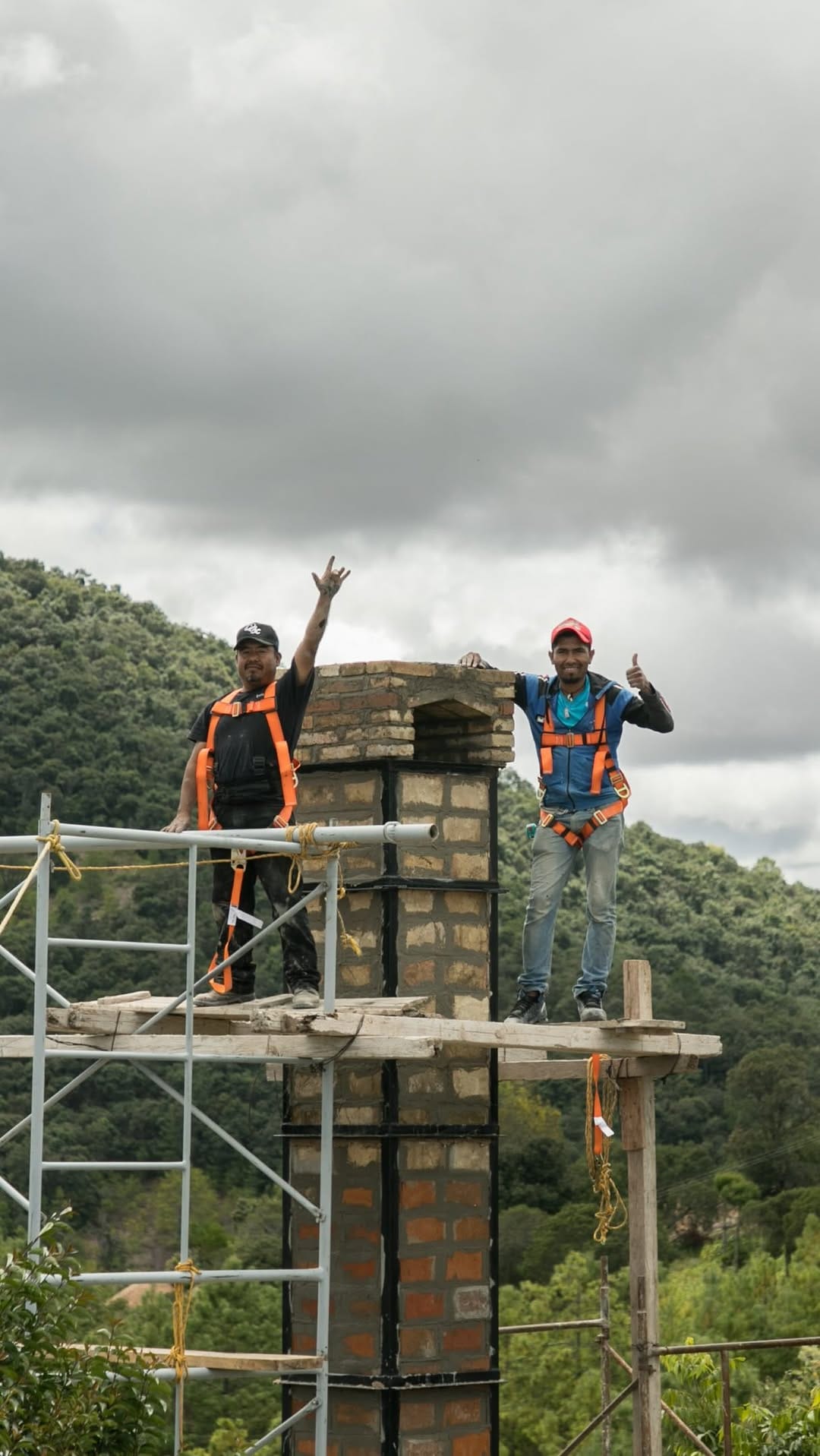 Post 2 by Escuela Nacional de Cerámica on Instagram (video)