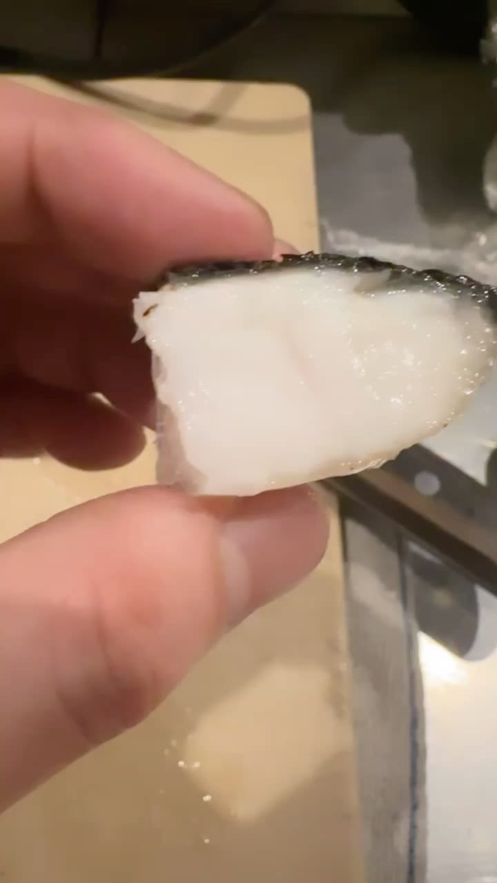 Post 6 by Woo Wai Leong on Instagram (video)