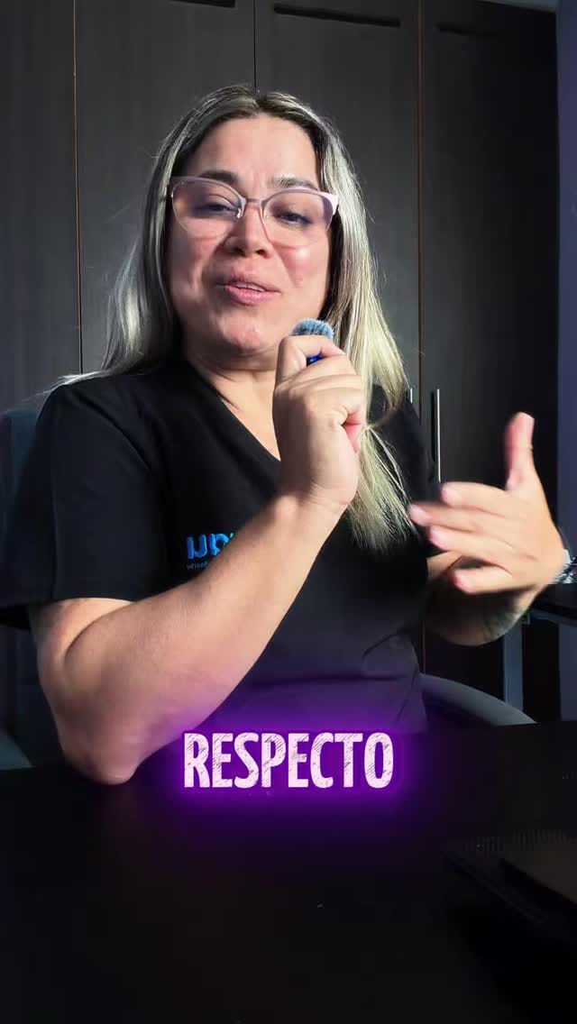 Post 8 by Dra Gloria Cortez on Instagram (video)