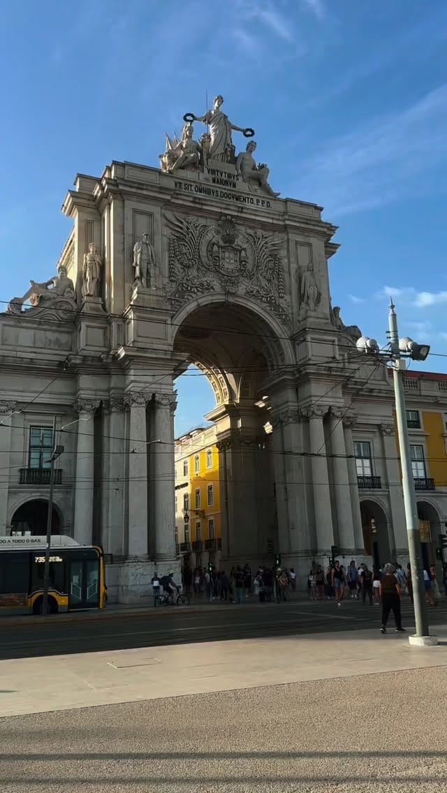 Post 8 by Thiago Falbo on Instagram (video)