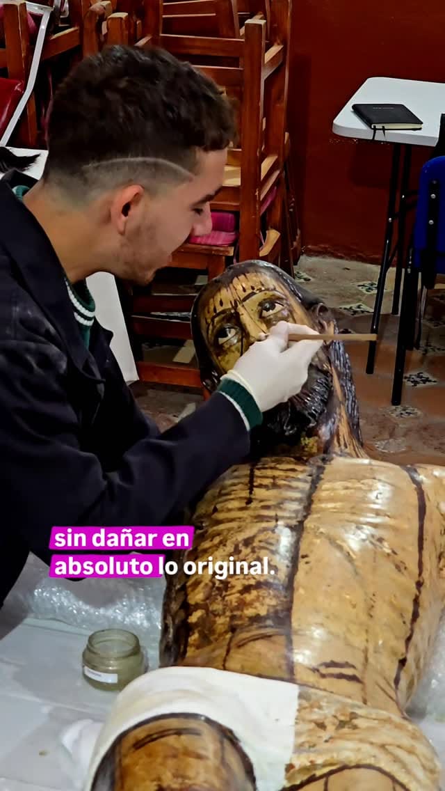 Post 6 by Alexis El Restaurador Mx on Instagram (video)