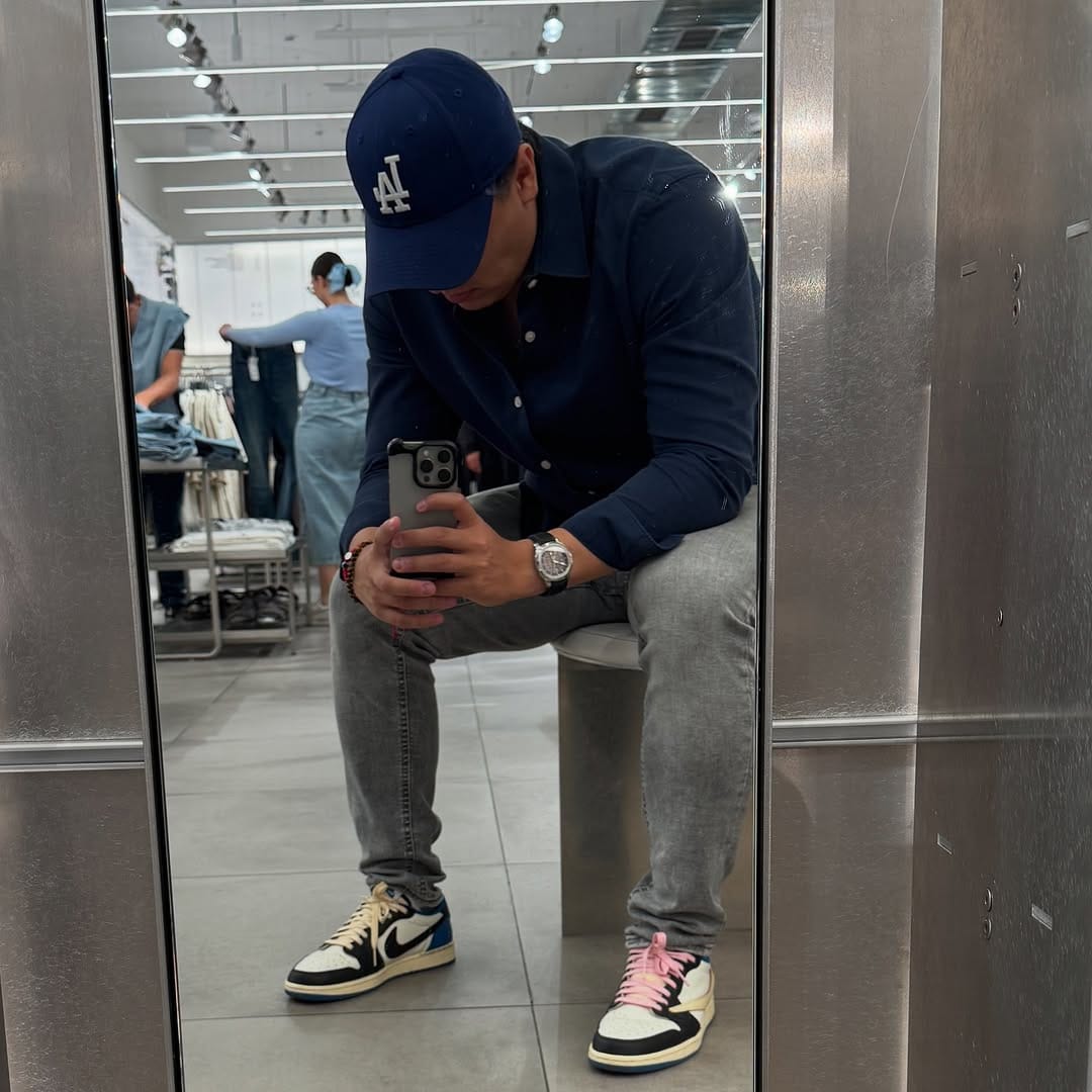 Post 3 by Samuel Pallares on Instagram (carousel)