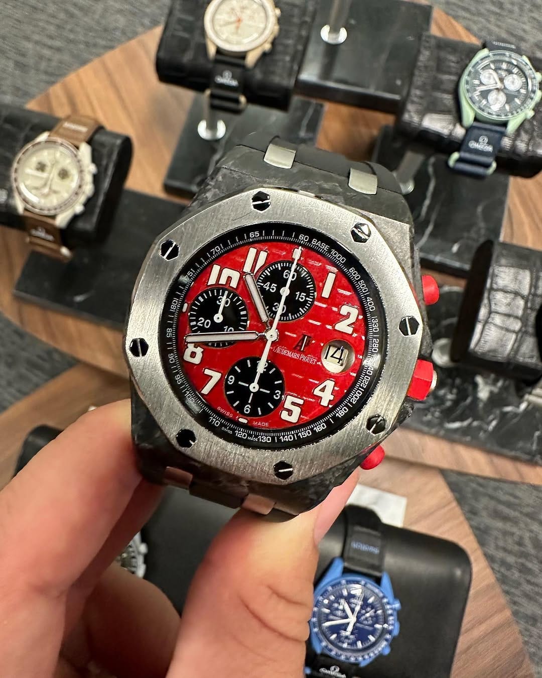 Post 7 by WatchTradingMexico on Instagram (carousel)