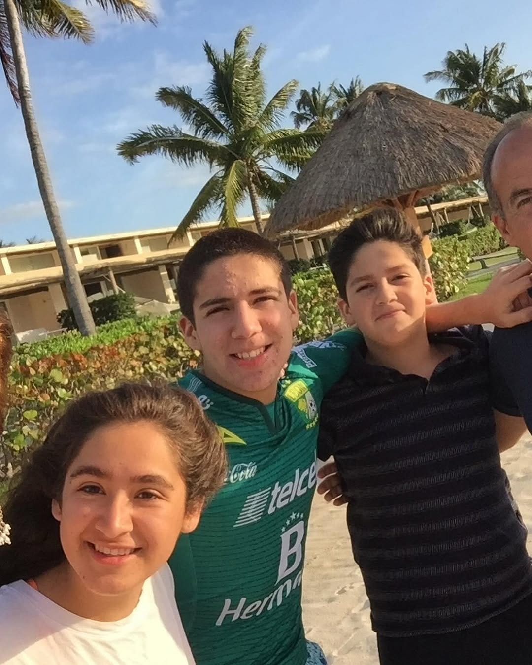 Post 6 by Felipe Calderón on Instagram (carousel)