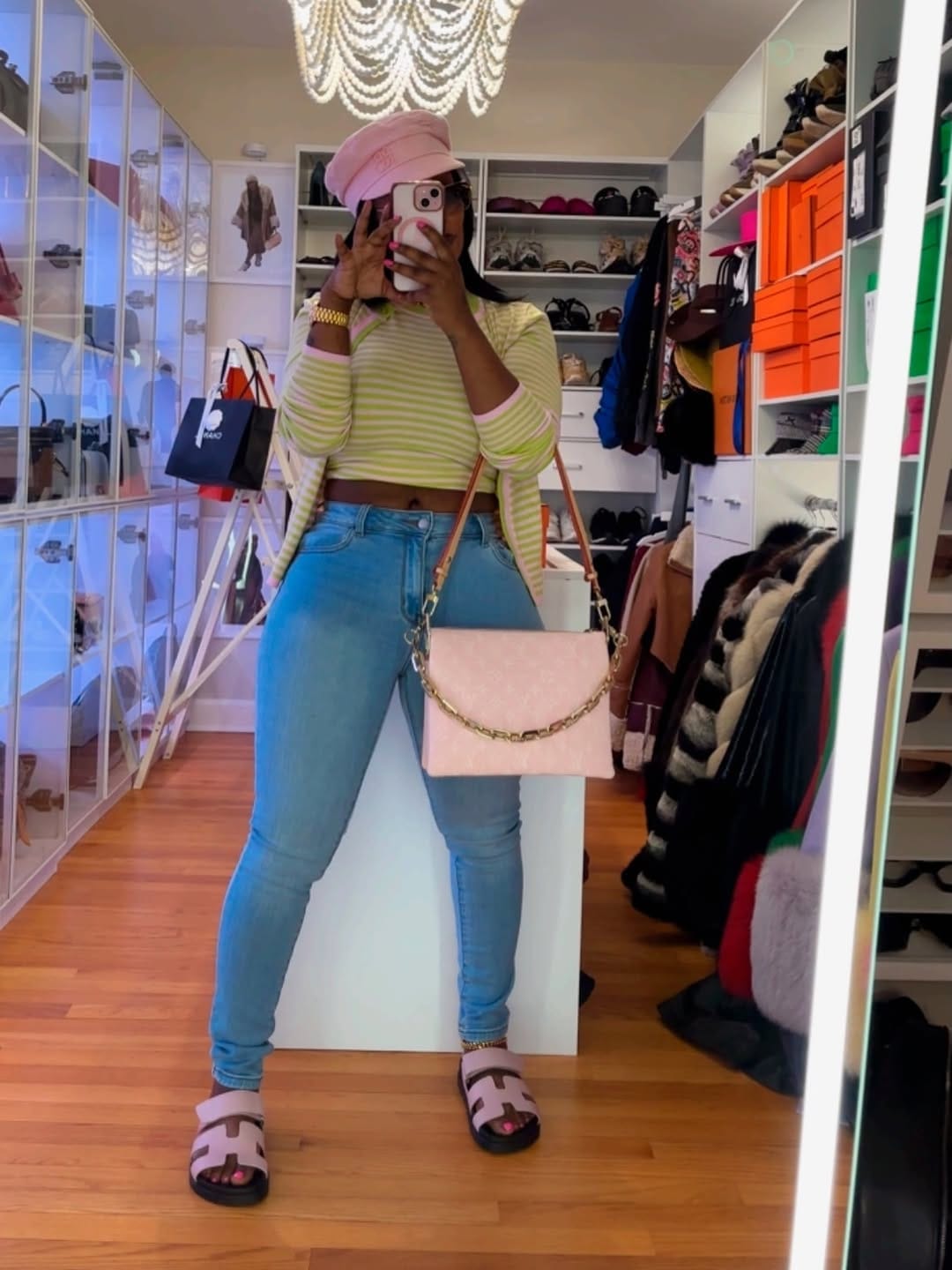 Post 9 by ⭐️Lavish Life Of Ciera'Leone⭐️ on Instagram (carousel)