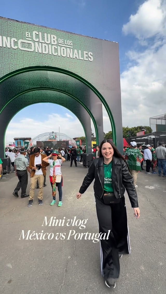 Post 5 by Evelyn Cassio on Instagram (video)