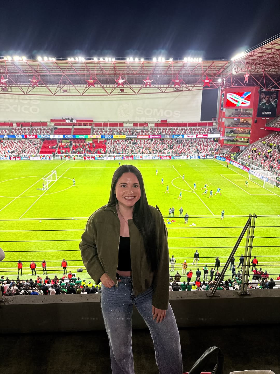 Post 2 by Evelyn Cassio on Instagram (image)