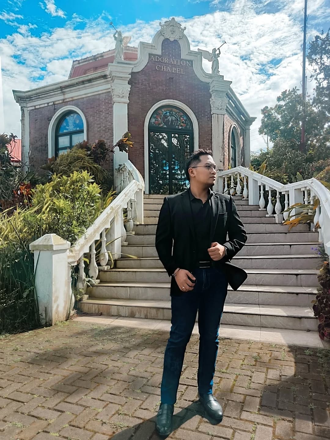 Post 4 by Dano Halili on Instagram (image)