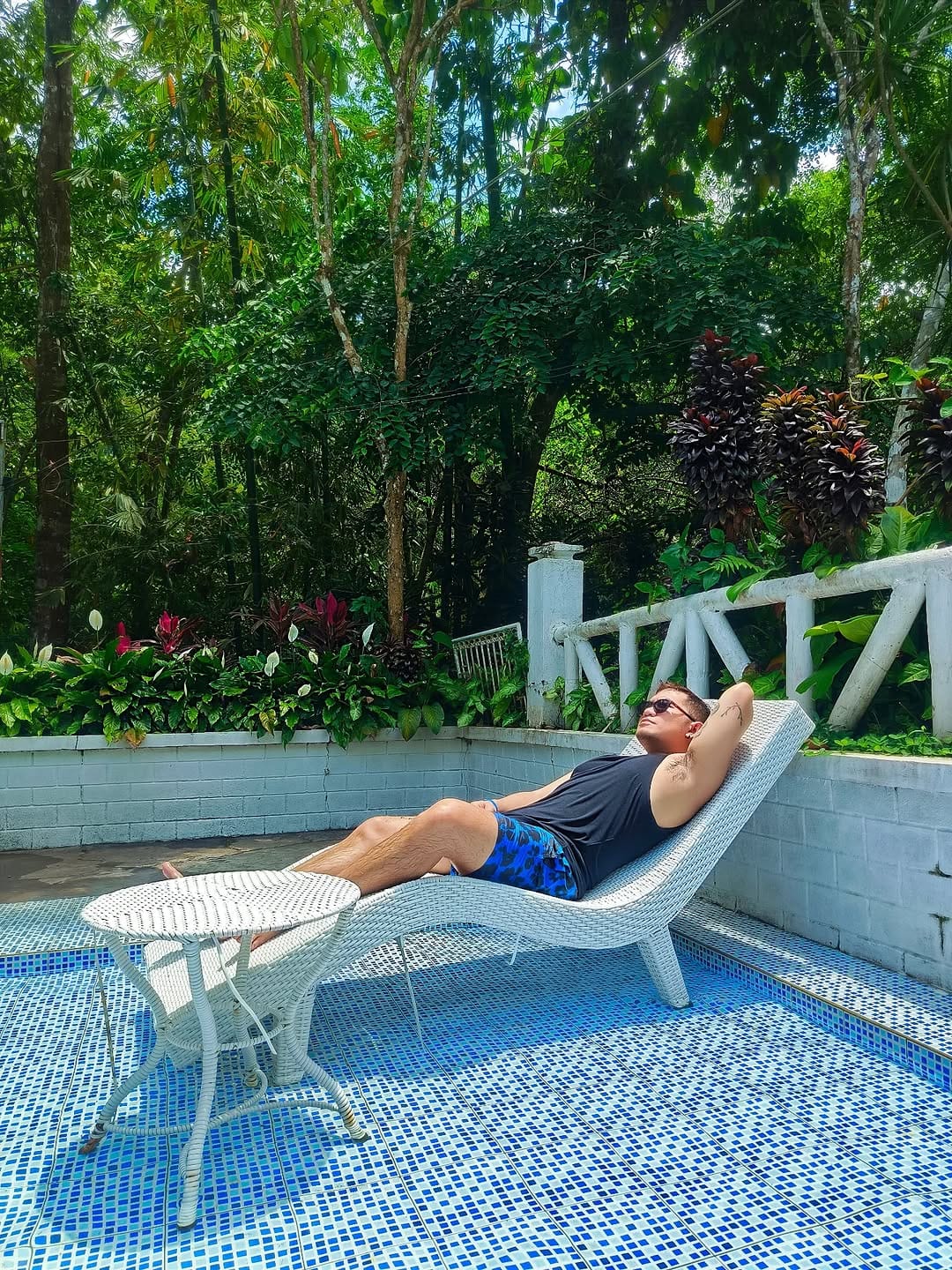Post 1 by Dano Halili on Instagram (image)