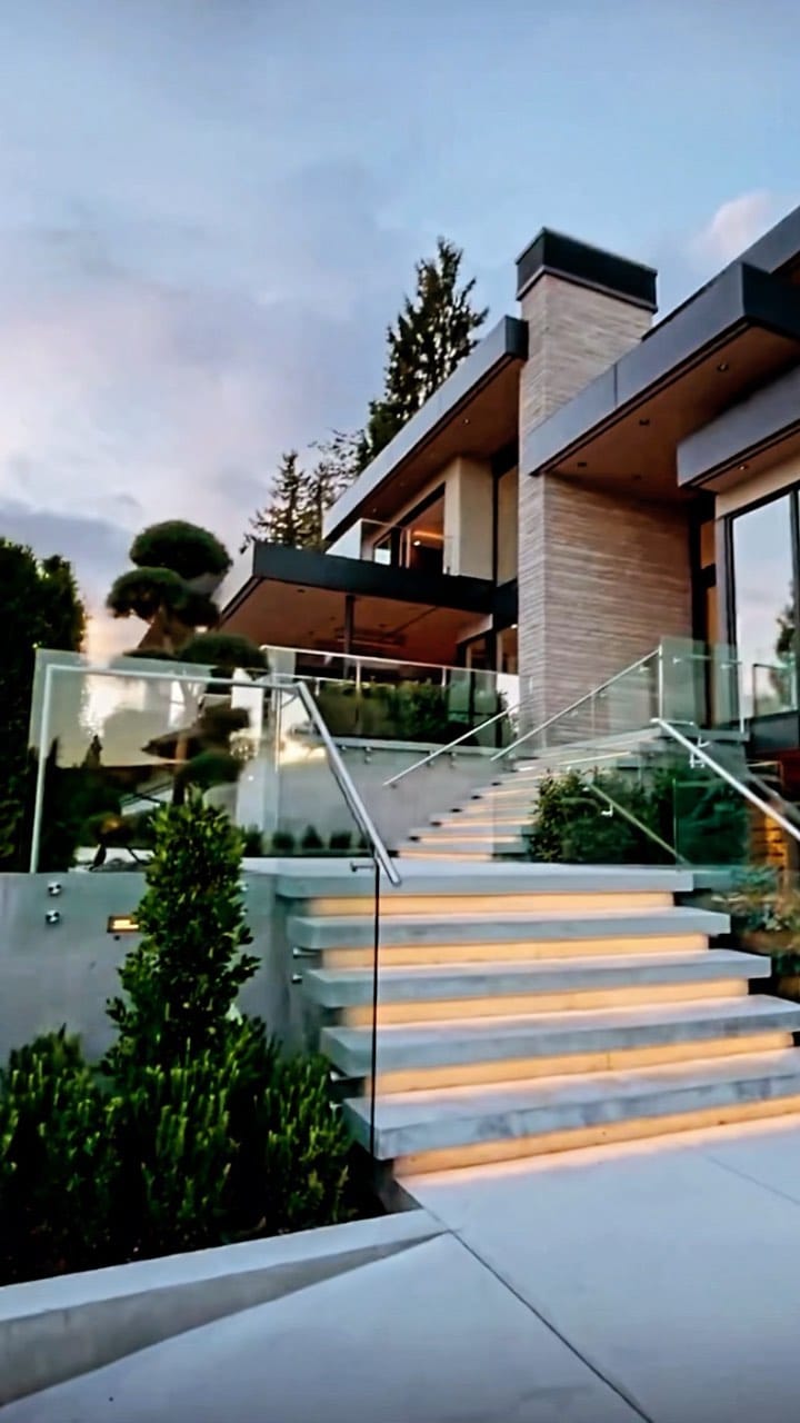Post 9 by George Garcia on Instagram (video)