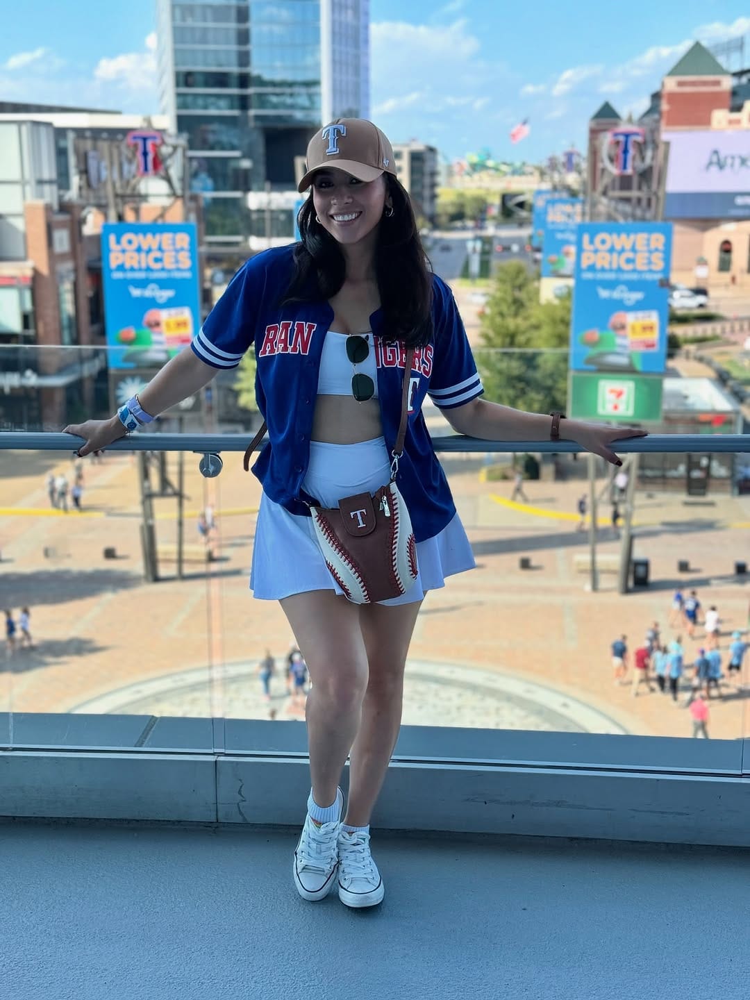 Post 8 by Juanita Hernandez on Instagram (image)