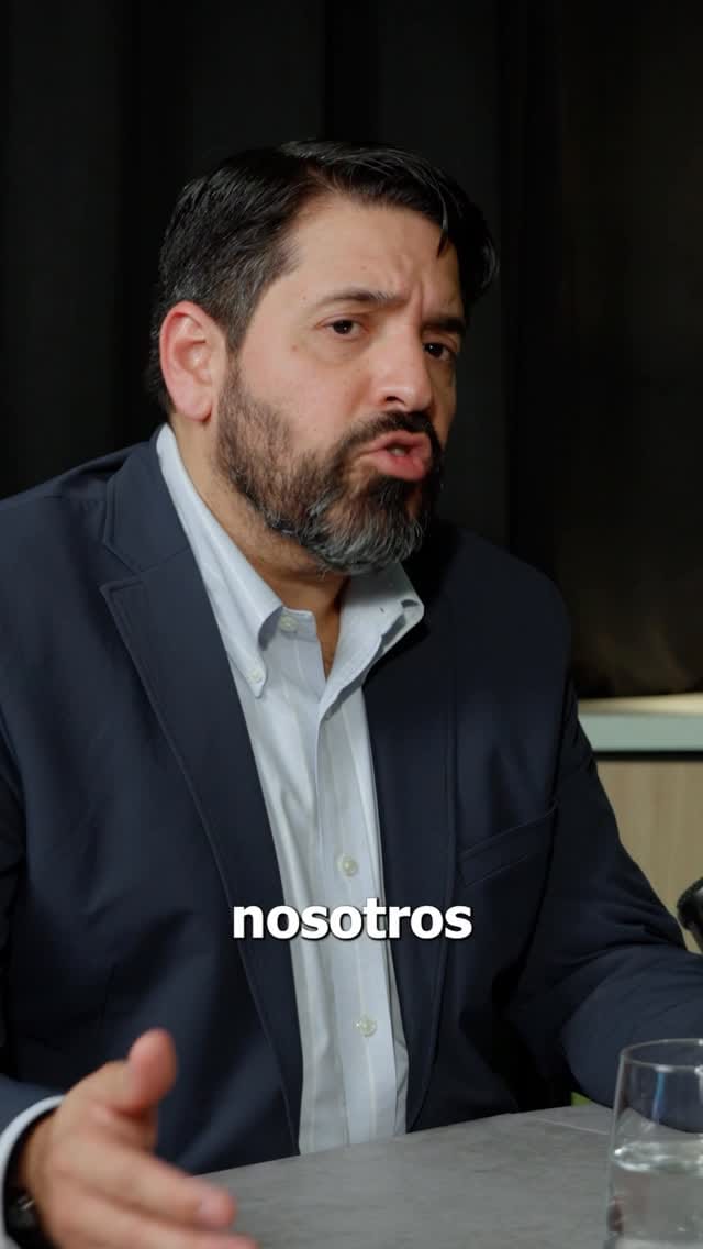 Post 9 by Tertulia & Dinero Podcast on Instagram (video)