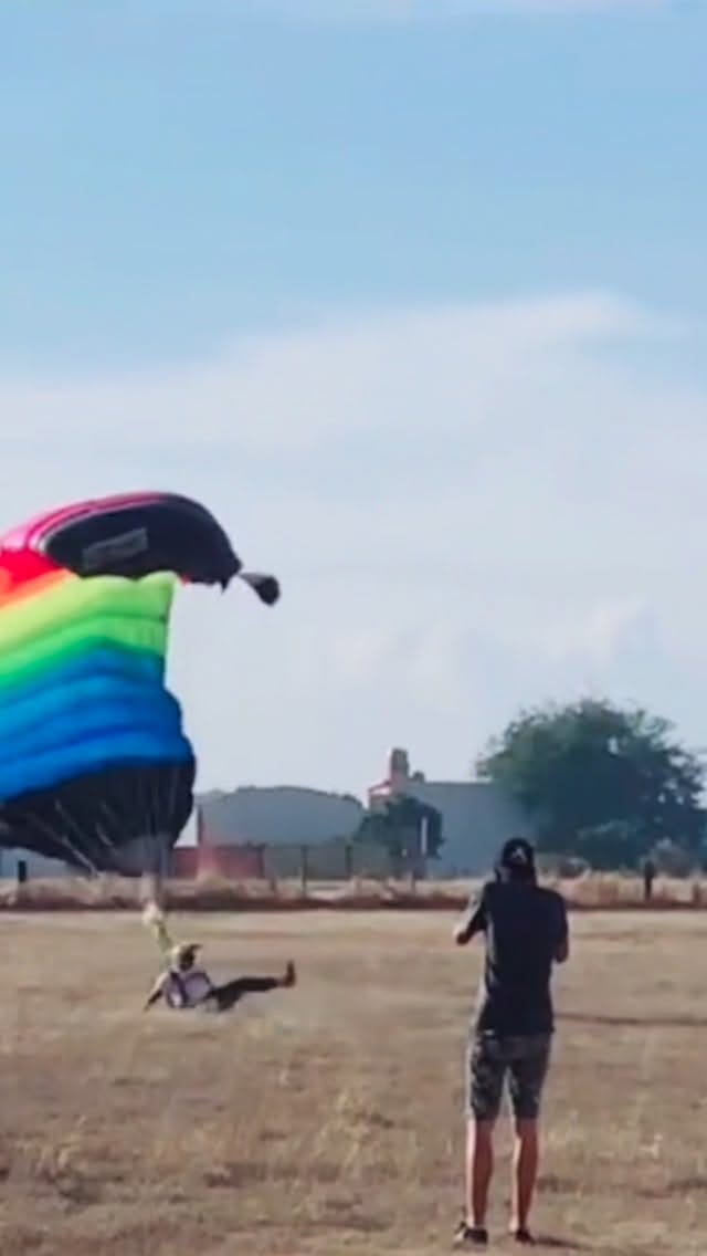 Post 9 by Brandon Díaz on Instagram (video)