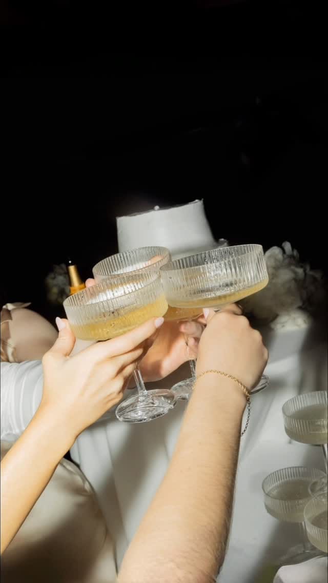 Post 6 by Heber Moran | Tulum Wedding Photographer on Instagram (video)
