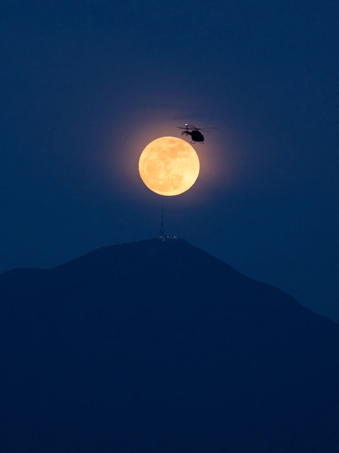 Post 2 by Daniel Borja | Astrophotography on Instagram (carousel)
