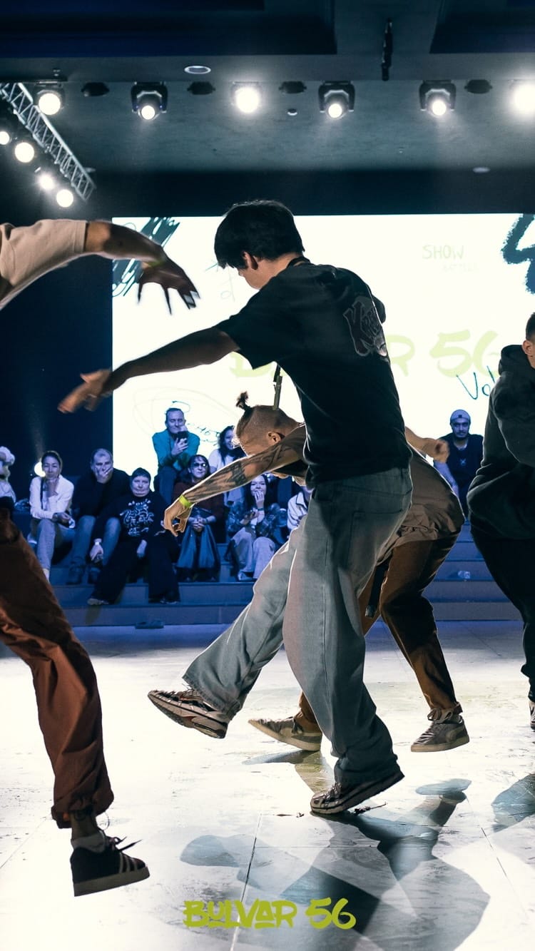 Post 2 by dancer / videographer on Instagram (video)