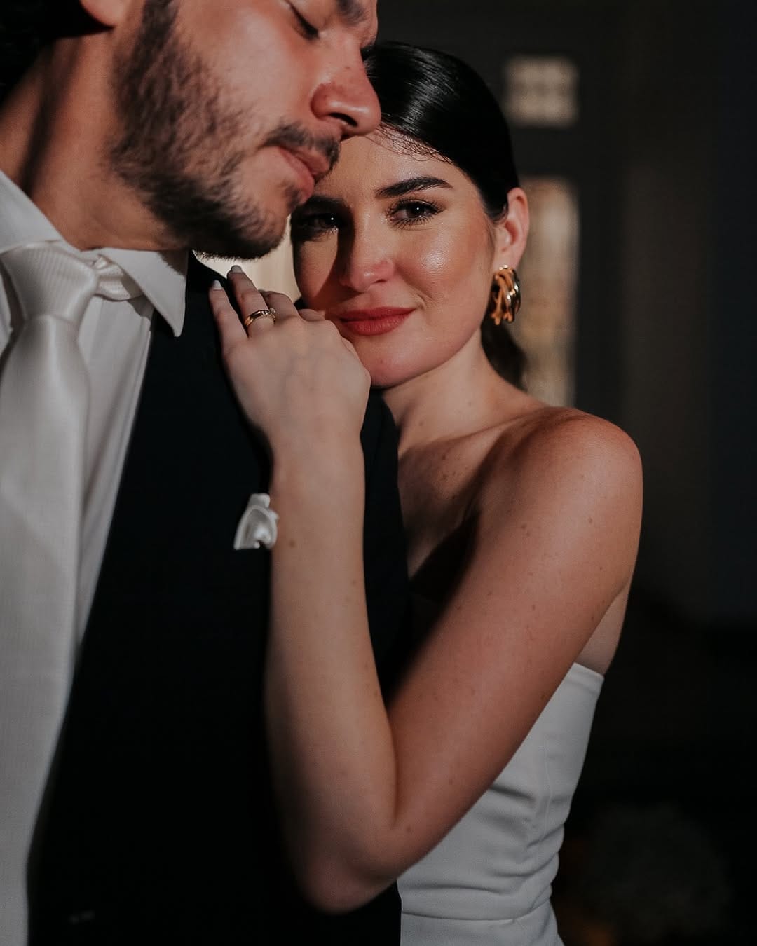Post 9 by Haku Films // Wedding photographers & videographers on Instagram (carousel)