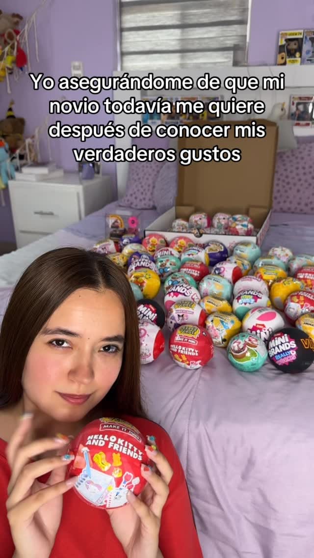 Post 2 by 💜 v a l p i k i 🦄 on Instagram (video)