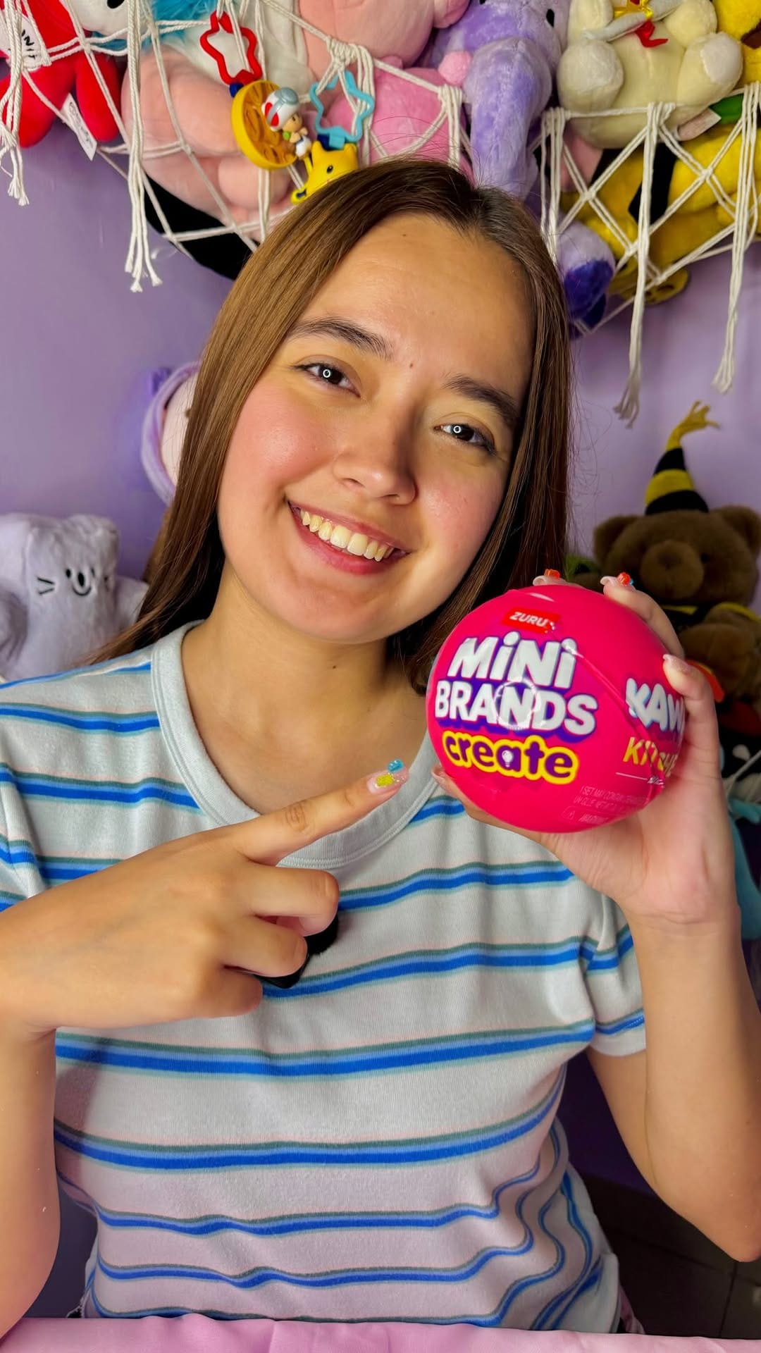 Post 4 by 💜 v a l p i k i 🦄 on Instagram (video)