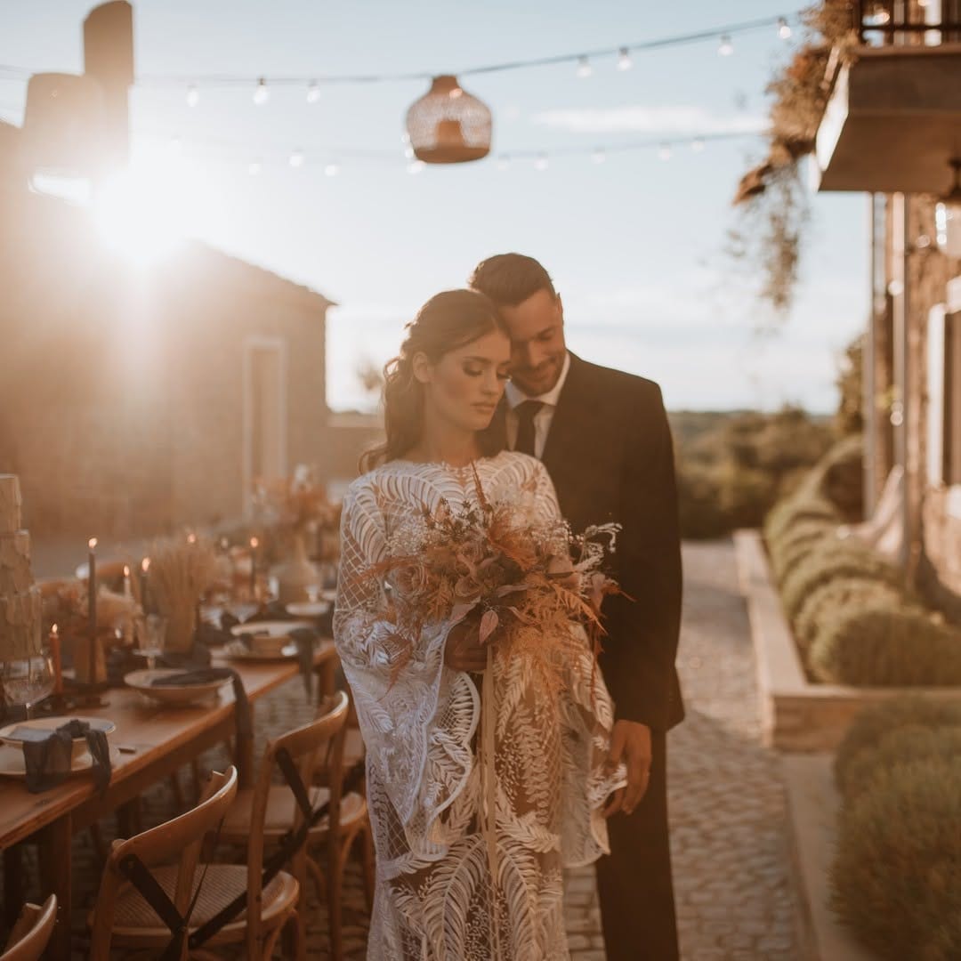 Post 10 by Lukart Weddings on Instagram (image)