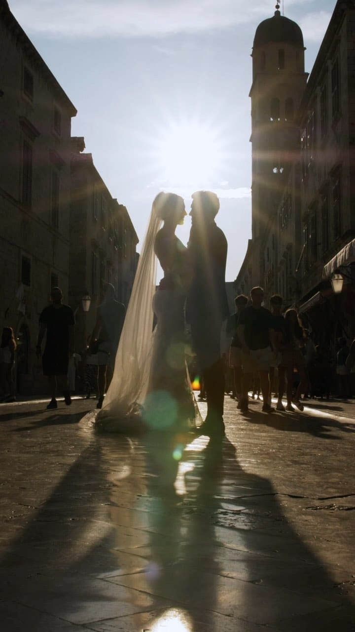 Post 8 by Lukart Weddings on Instagram (video)