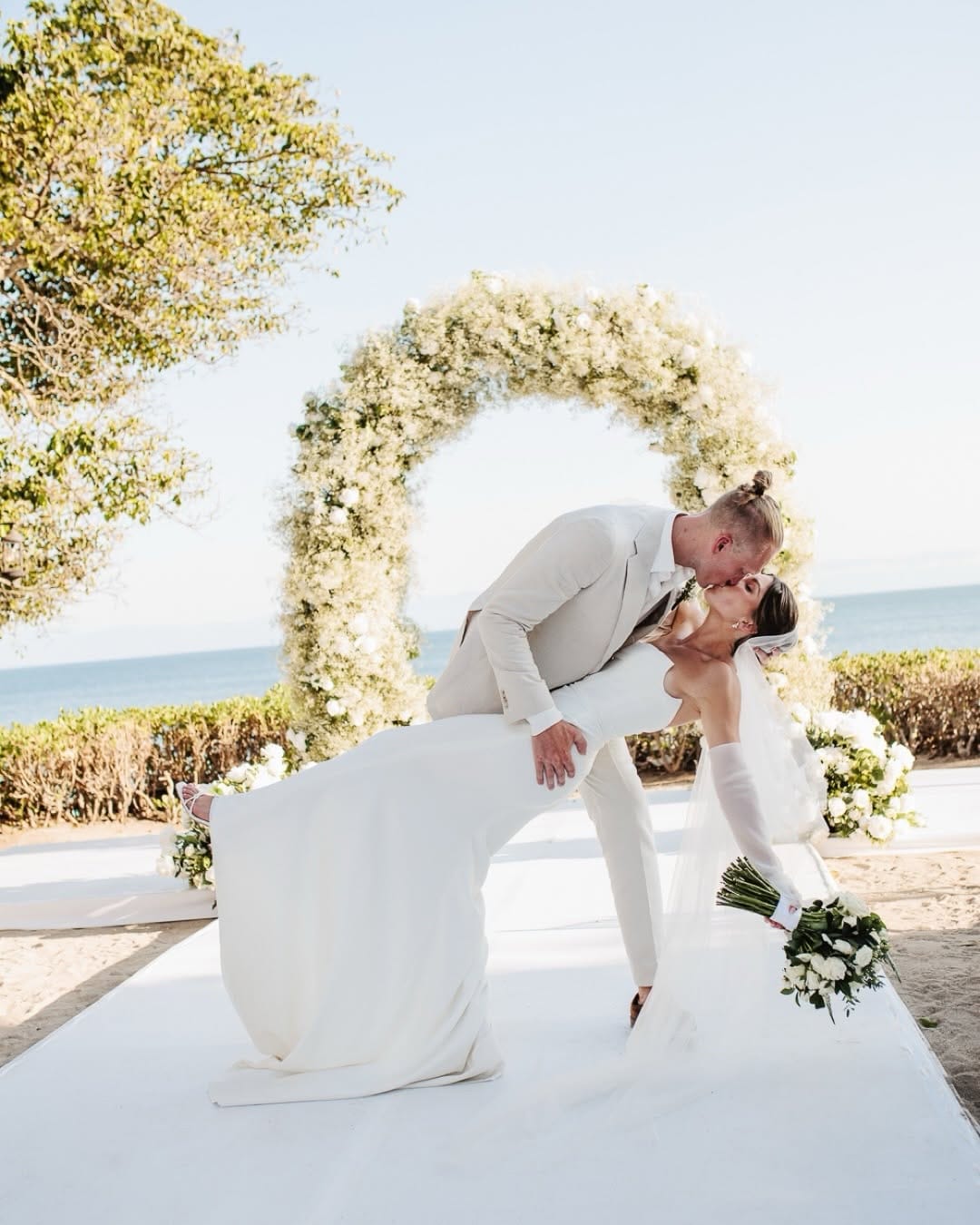 Post 6 by Wedding Photography | Jorge Kick on Instagram (carousel)