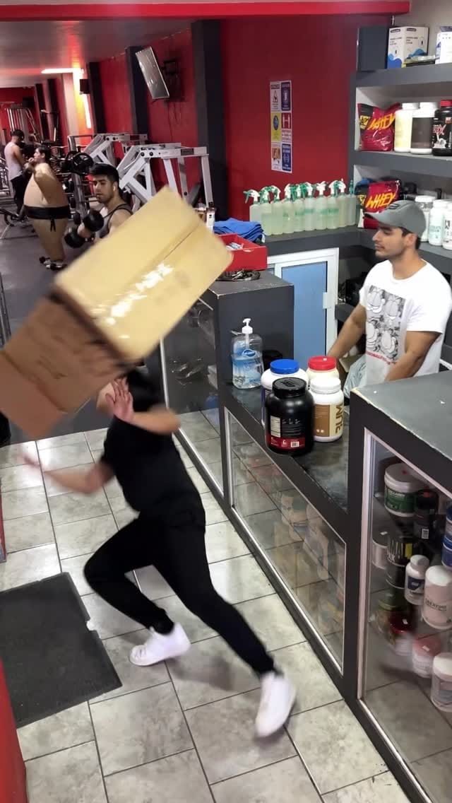 Post 6 by Rafael Iglesias on Instagram (video)