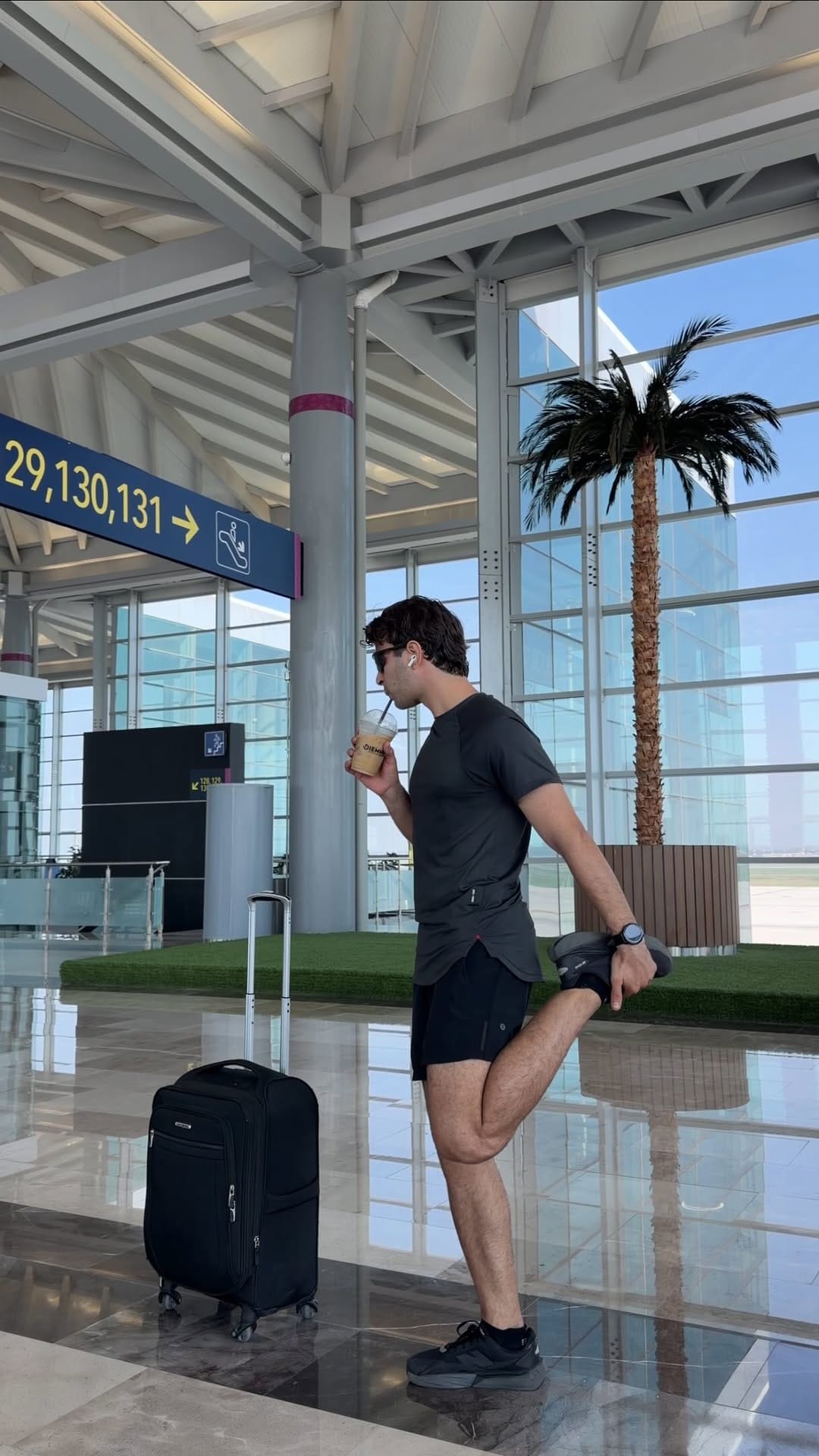Post 2 by Elias Saad on Instagram (video)