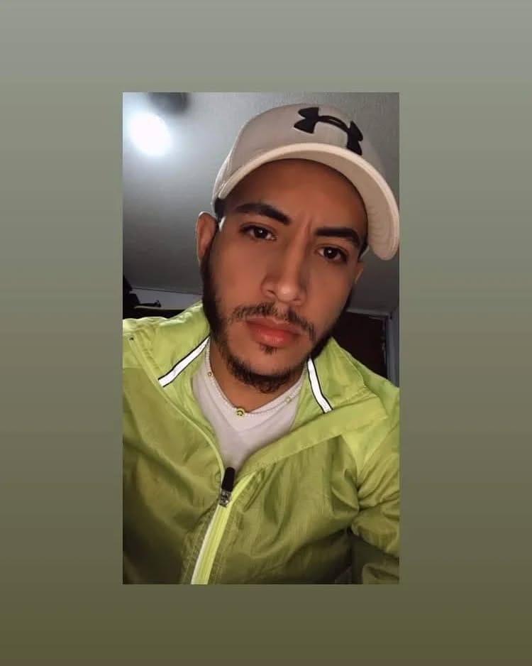 Post 7 by E d u a r d o  G u i l l é n on Instagram (image)