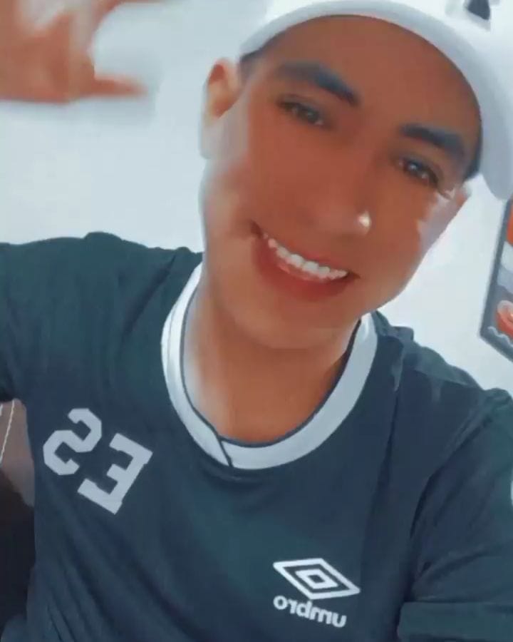 Post 10 by E d u a r d o  G u i l l é n on Instagram (video)