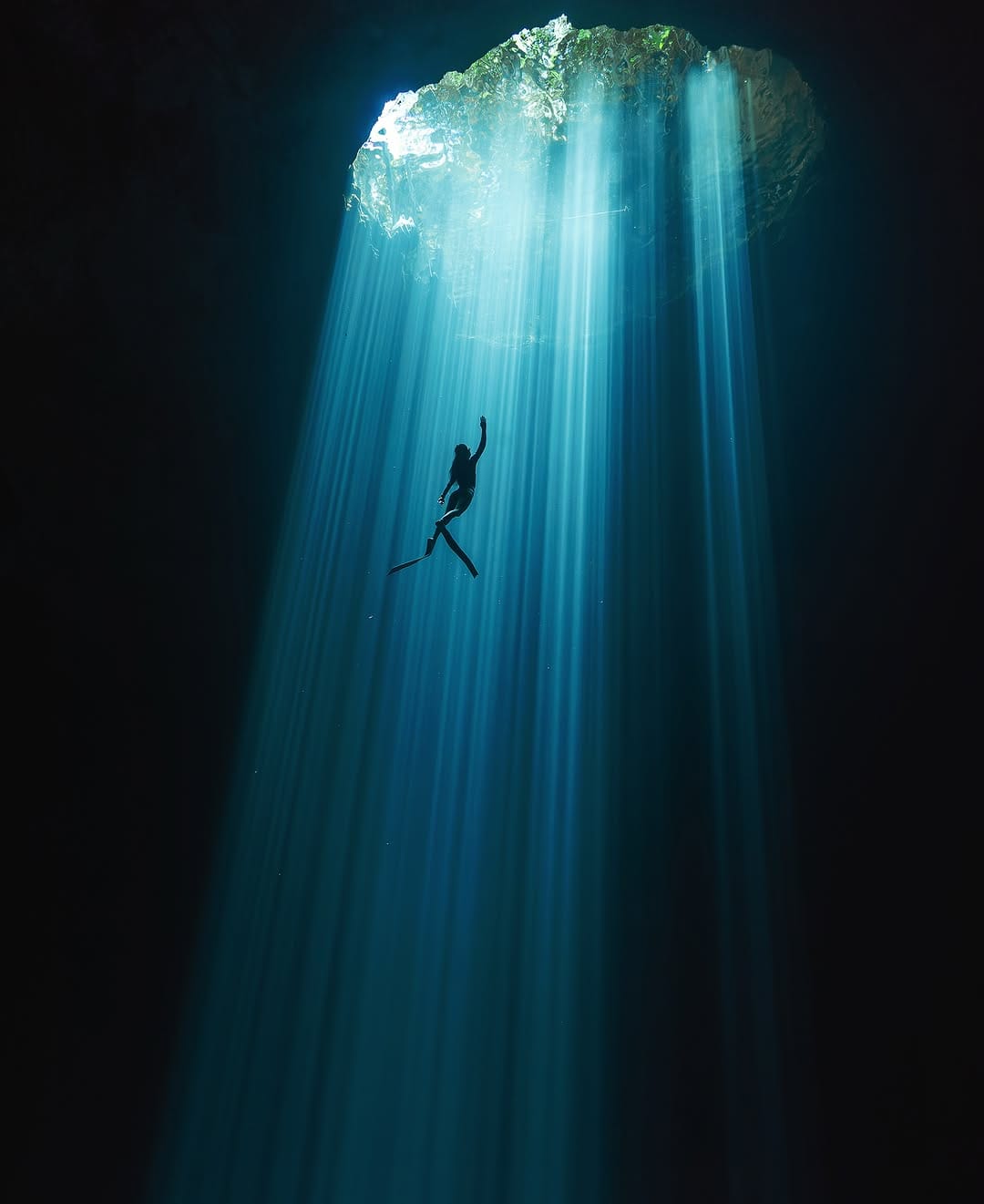 Post 2 by CENOTE & UNDERWATER ART PHOTOGRAPHER | RIVIERA MAYA on Instagram (carousel)