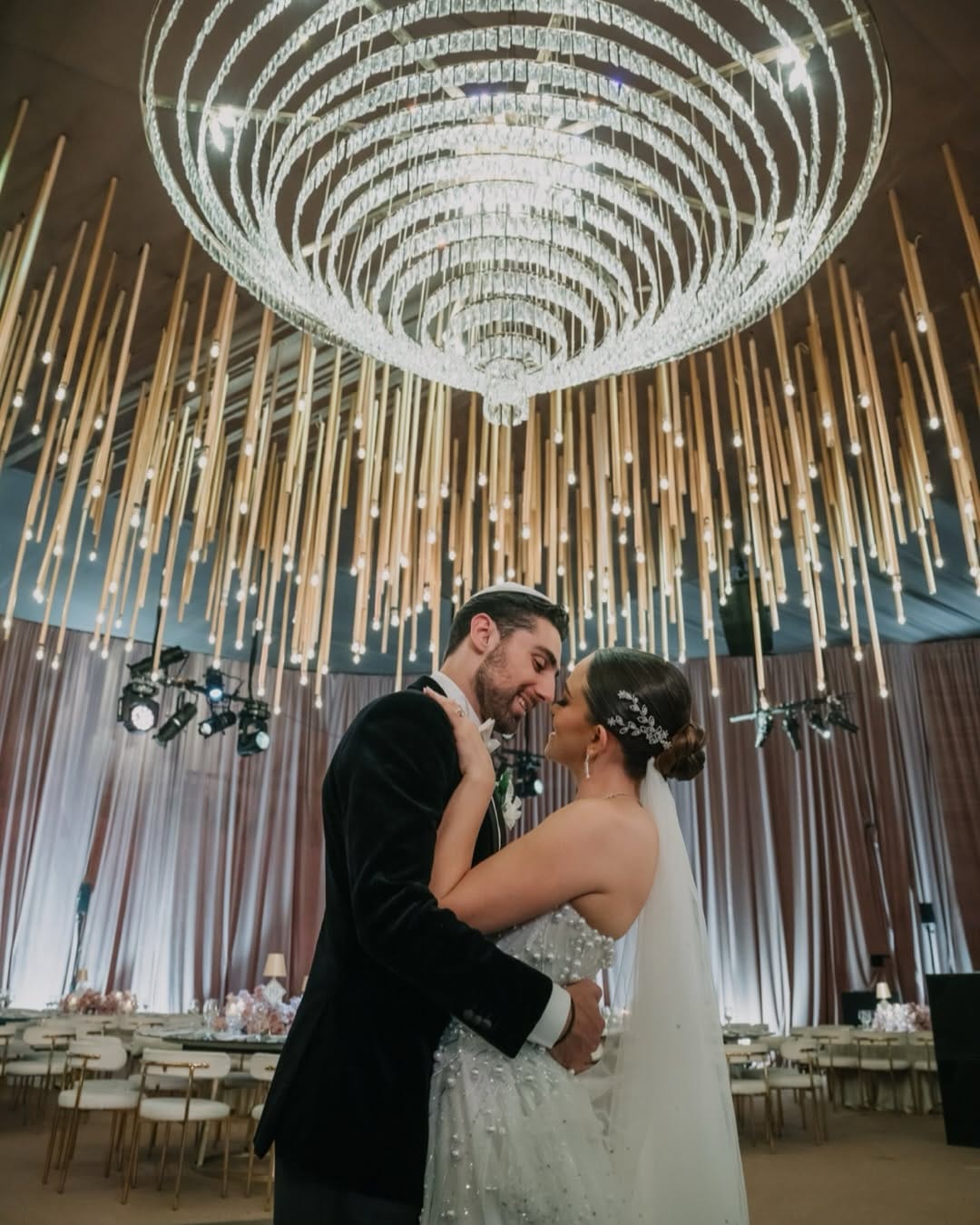 Post 2 by RODRIGO GARCIA on Instagram (carousel)