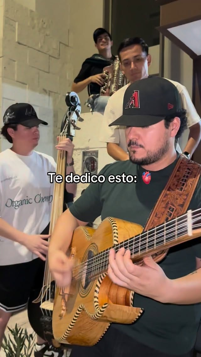 Post 2 by Xavier Flores on Instagram (video)