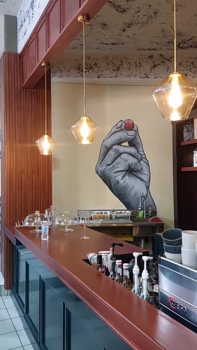Post 7 by Raúl Aguas / Street Art on Instagram (video)