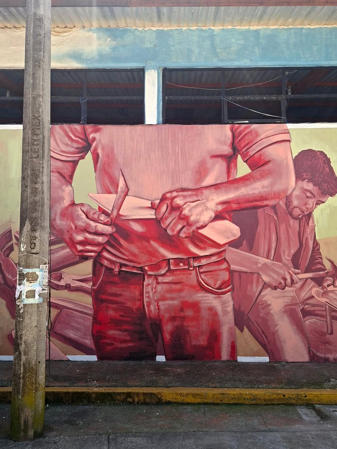 Post 4 by Raúl Aguas / Street Art on Instagram (carousel)