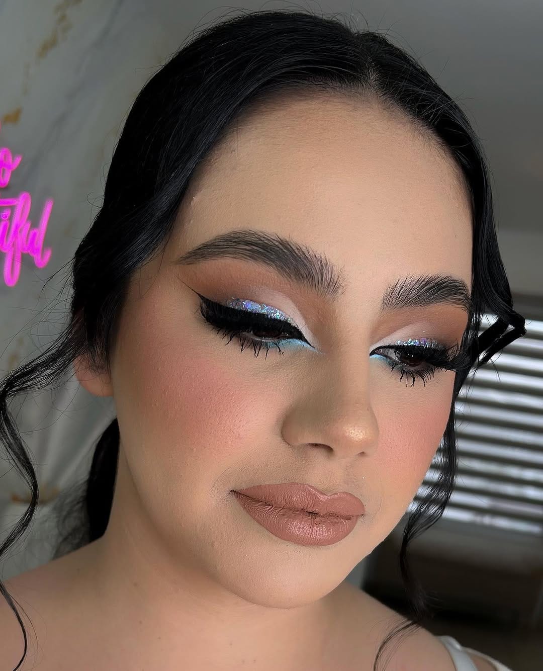 Post 8 by Judith Muñoz Makeup Artist on Instagram (image)