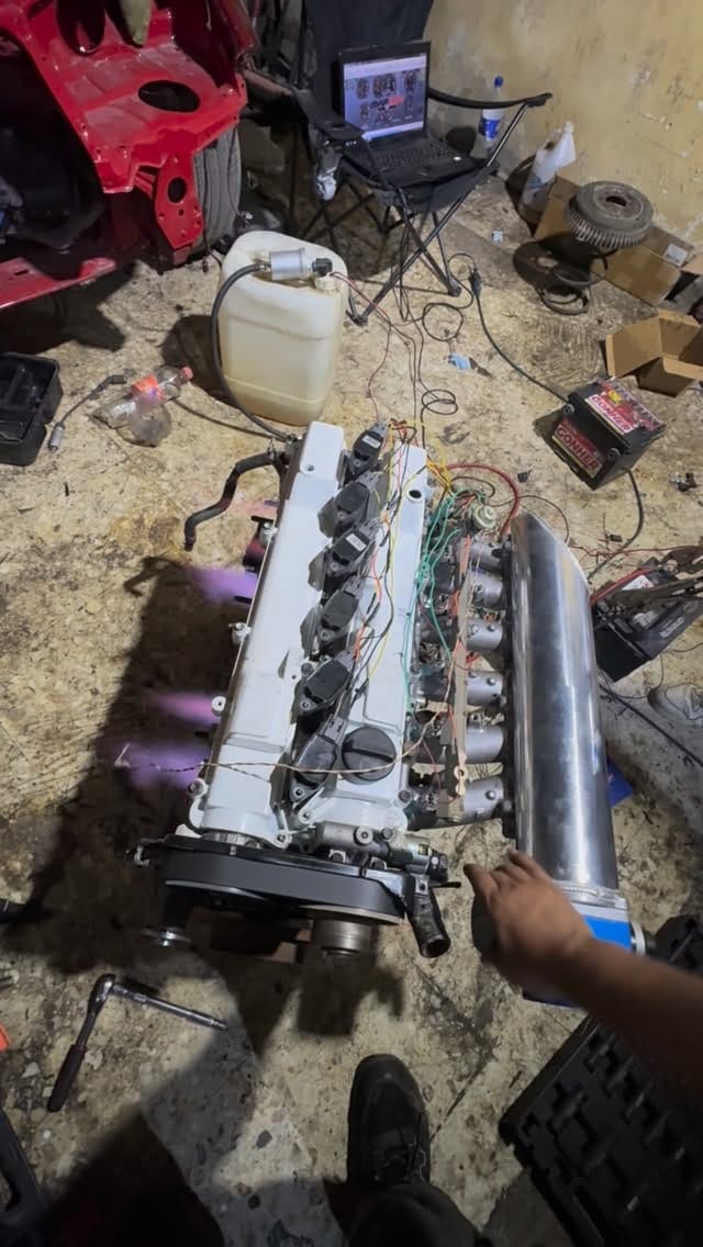 Post 6 by Qike Mtz. on Instagram (video)