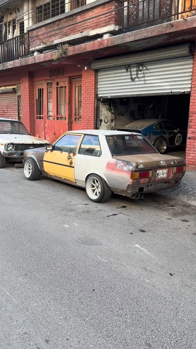Post 5 by Qike Mtz. on Instagram (video)
