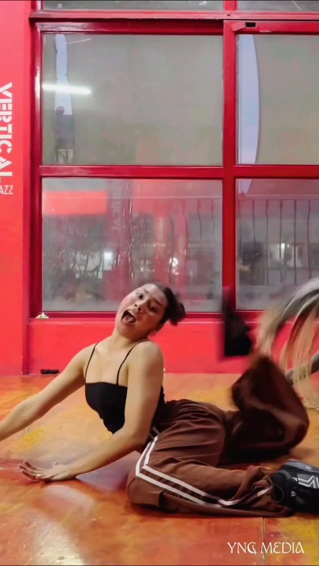 Post 6 by FERNANDA ORDÓÑEZ on Instagram (video)