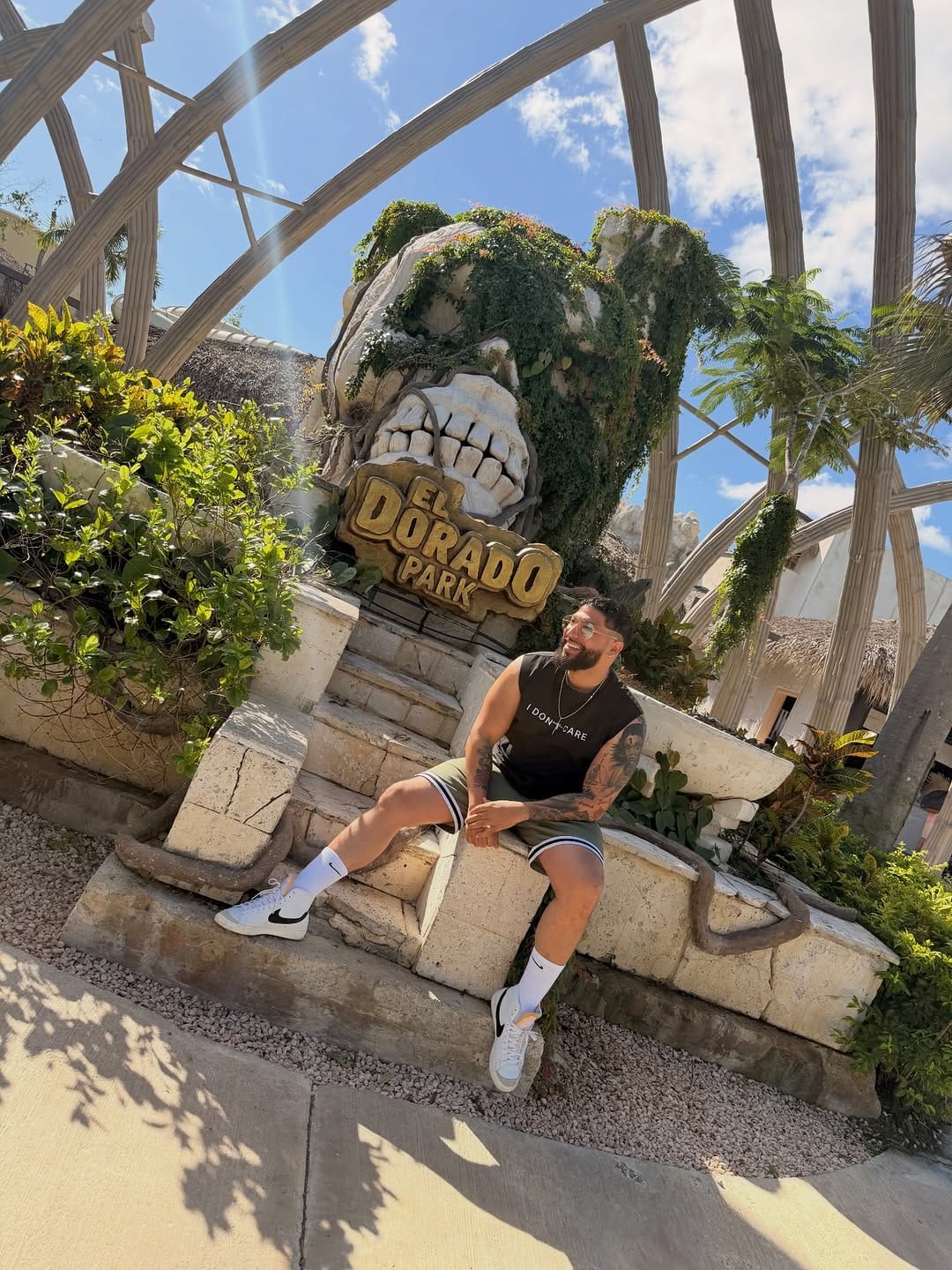 Post 2 by Yo Soy AD "El Malito" 😈 on Instagram (carousel)