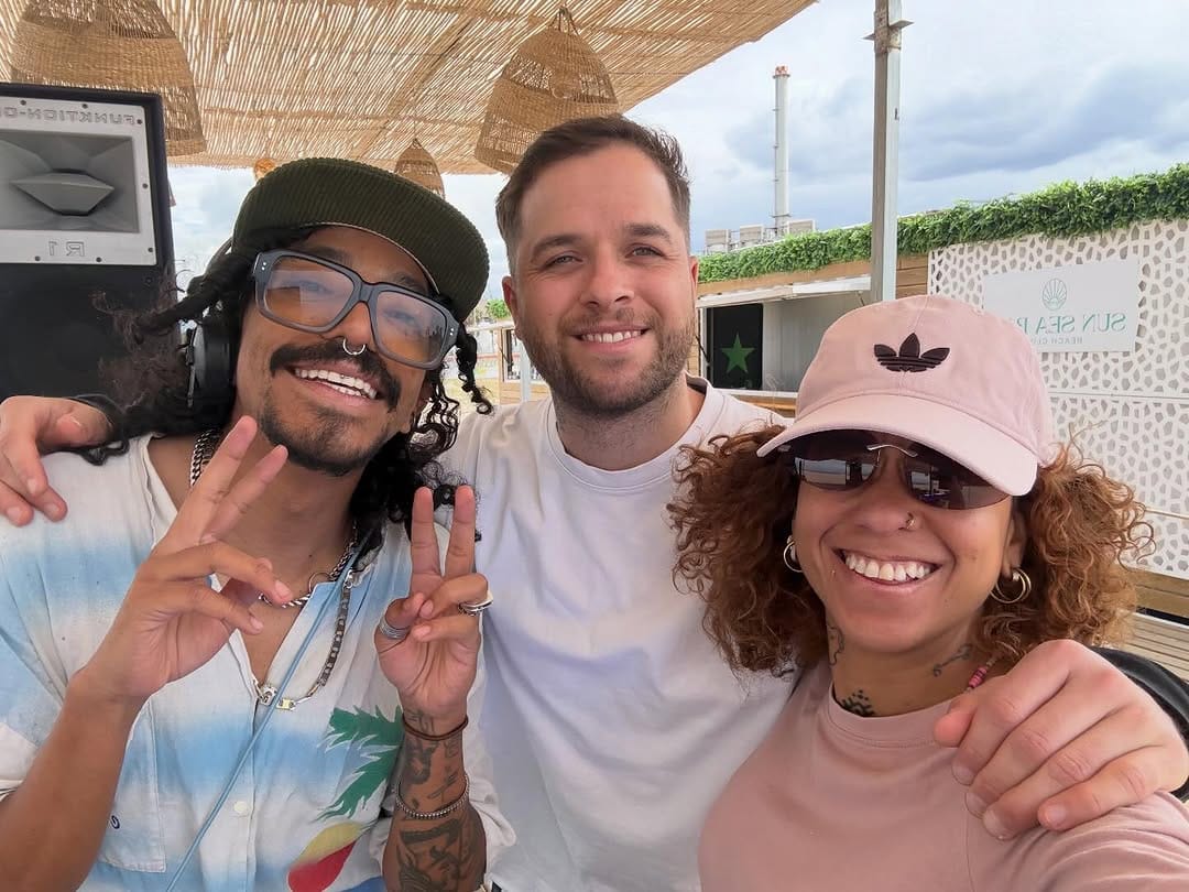 Post 6 by Hanie Arraiz on Instagram (carousel)