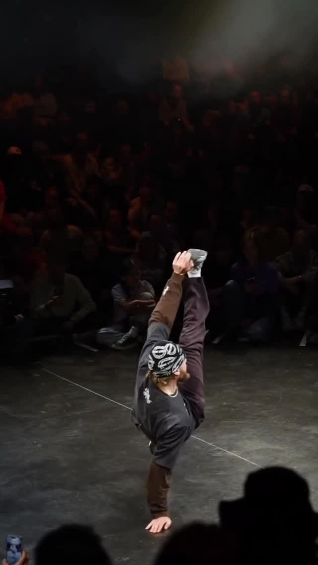 Post 1 by Leon on Instagram (video)