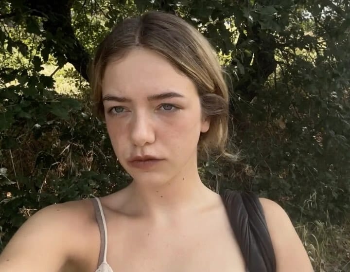 Post 8 by Femke Van der Steen on Instagram (carousel)