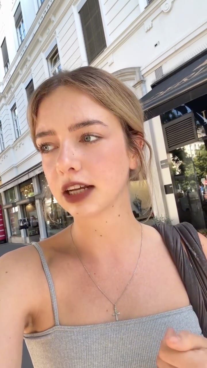 Post 2 by Femke Van der Steen on Instagram (video)