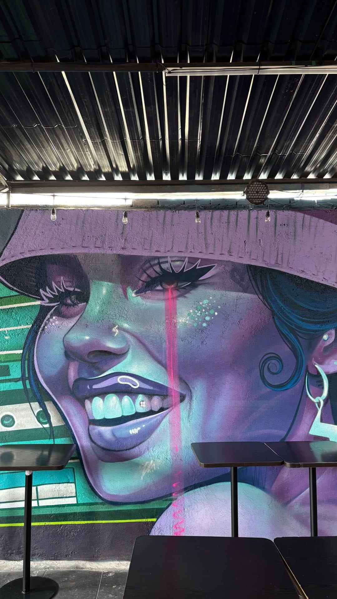 Post 2 by Jamer Yunuen on Instagram (video)